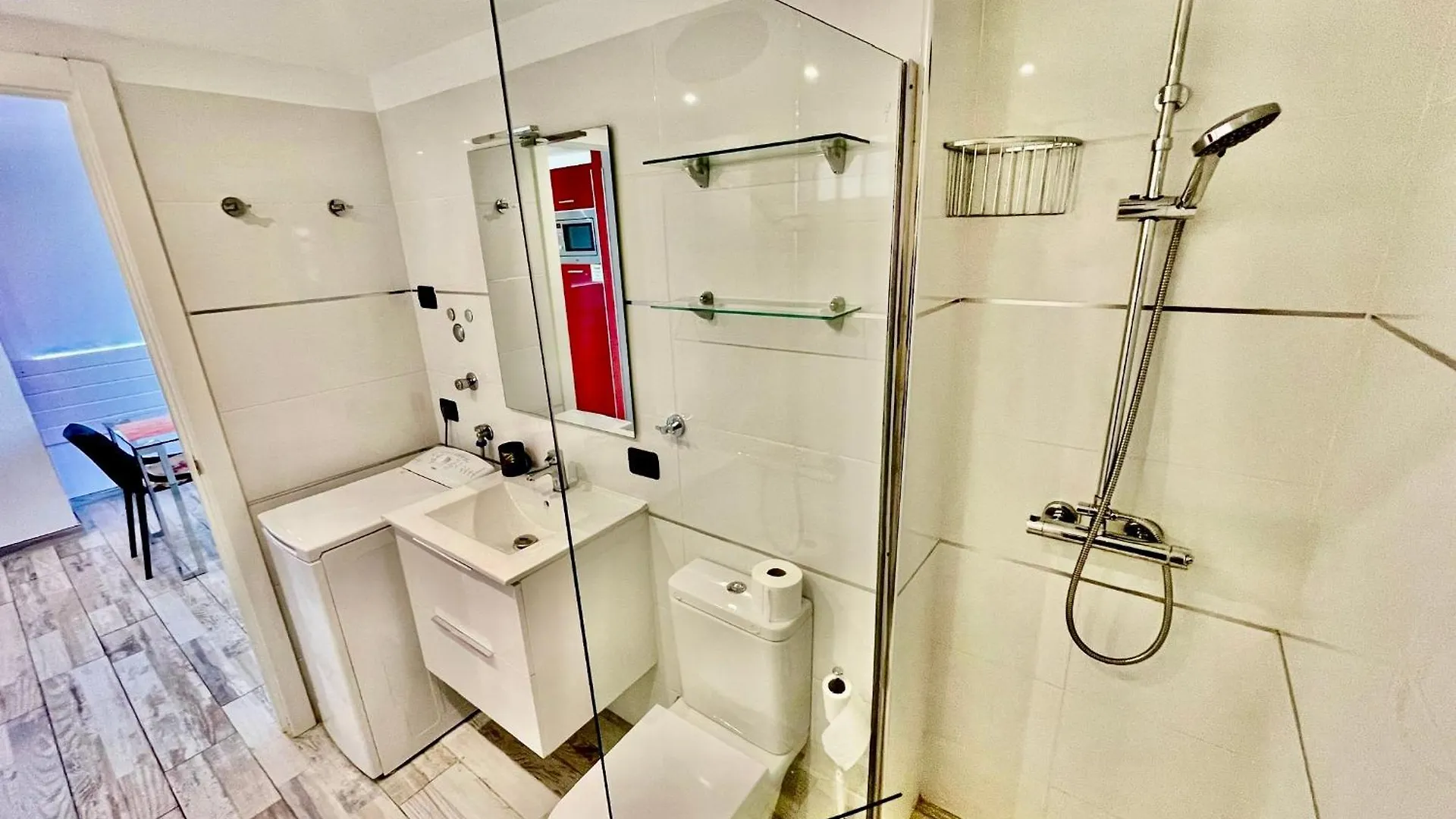 5. Cozy Apartment In Las Americas Playa de las Américas 0*,  İspanya